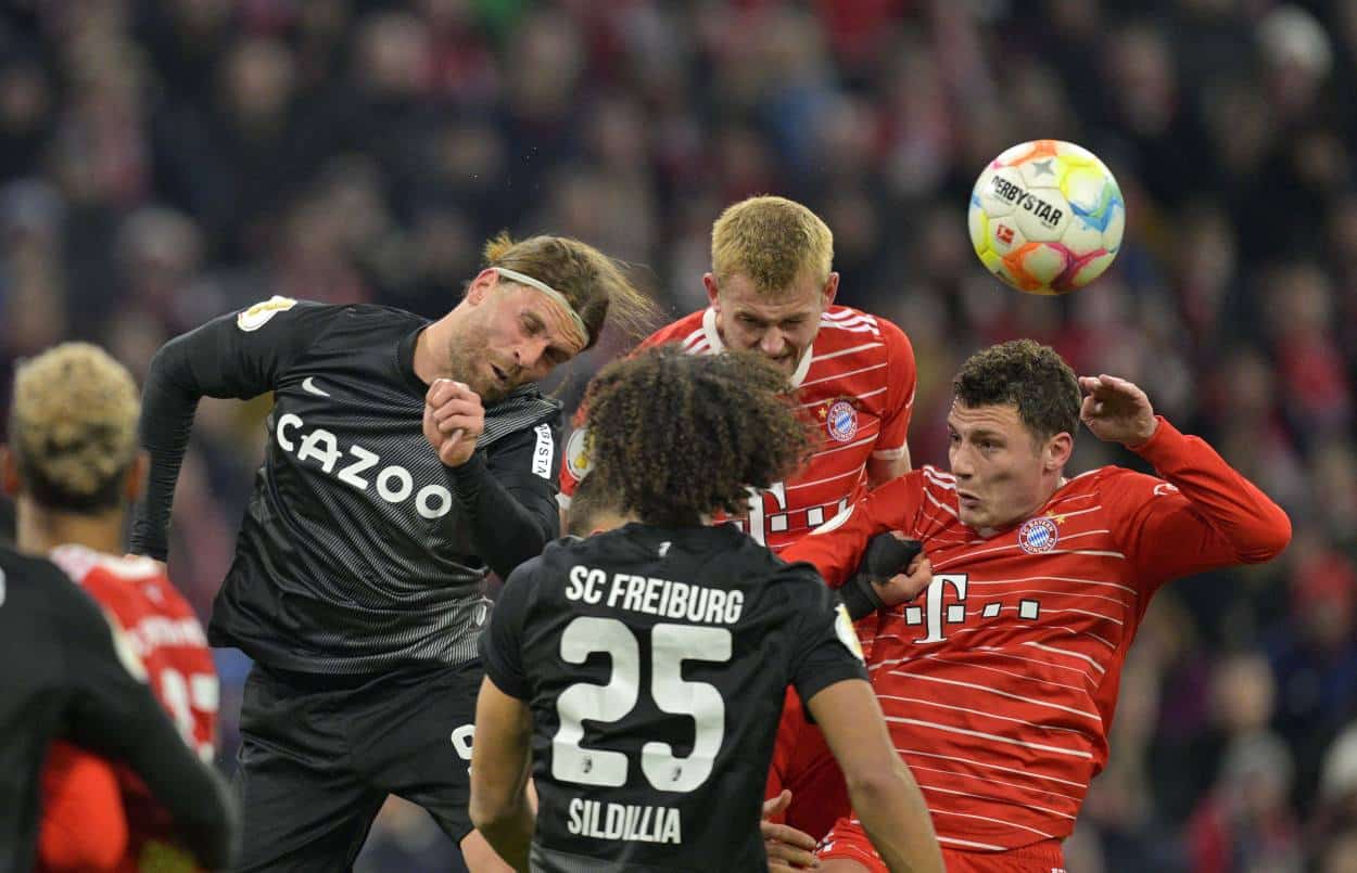 SC Freiburg schmei&szlig;t FC Bayern raus