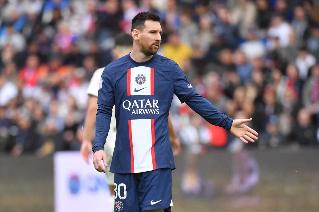 Messi f&uuml;r zwei Wochen suspendiert