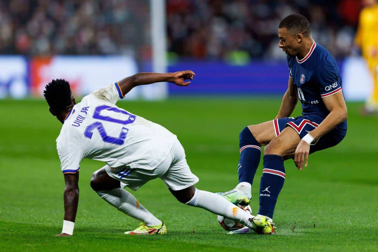 Spanier berichten: Kylian Mbapp&eacute; f&uuml;r Vin&iacute;cius Jr. ?