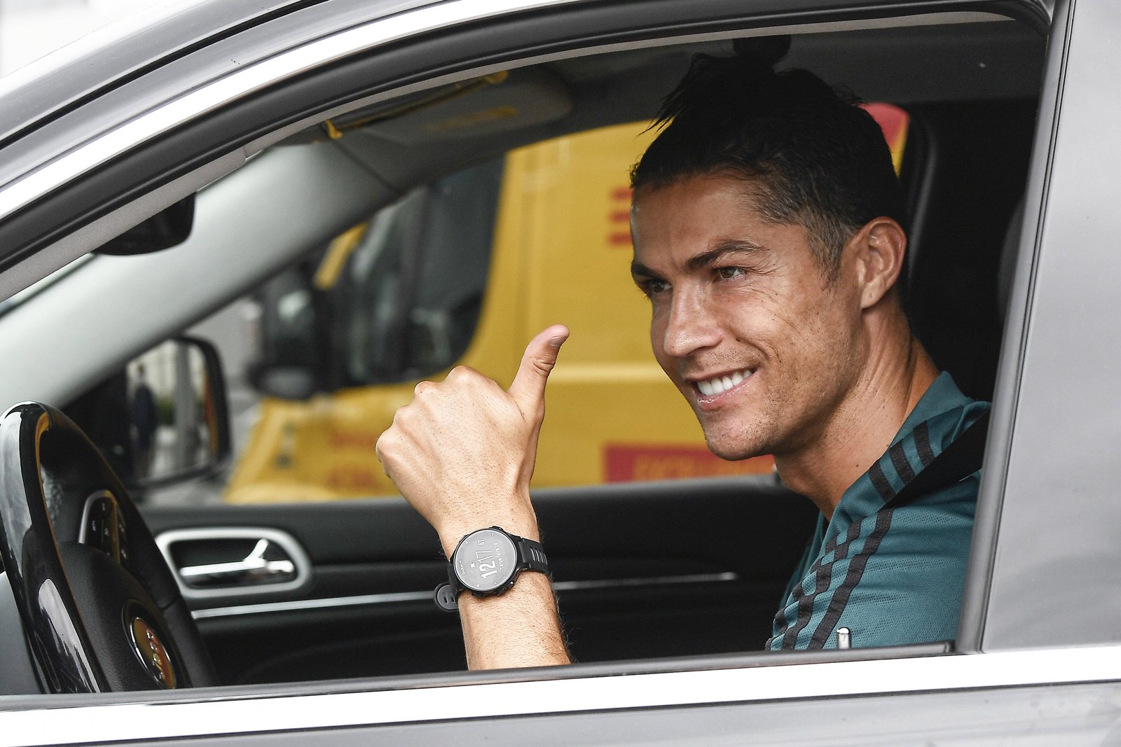 Diese Autos fahren die Fu&szlig;ballstars privat